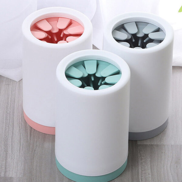 Portable Dog Paw Cleaner Dog Foot Washing Cup - Image 4
